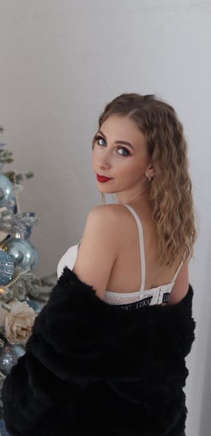 Model - KristinaVegasss sexy