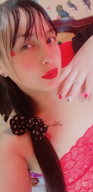 Model - AngelyDirtySquirt deepthroat