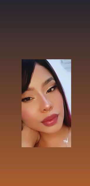 Model - kittycut3 latin