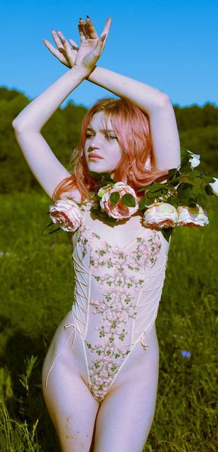 Model - Chloe deepthroat