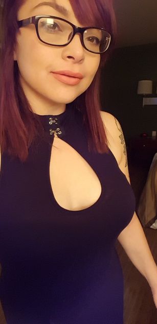 Model - Kiska Digitalis teen