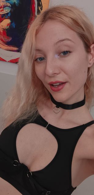 Model - Tessa Izabel sweet