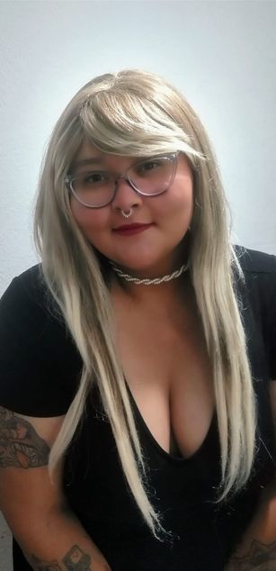 Model - Nefertari95 smart