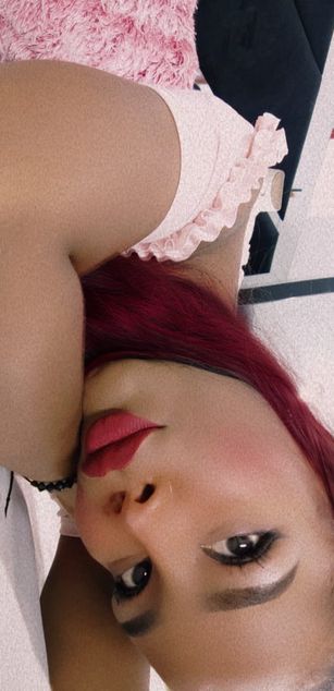 Model - Ashanty D.Brown pussy