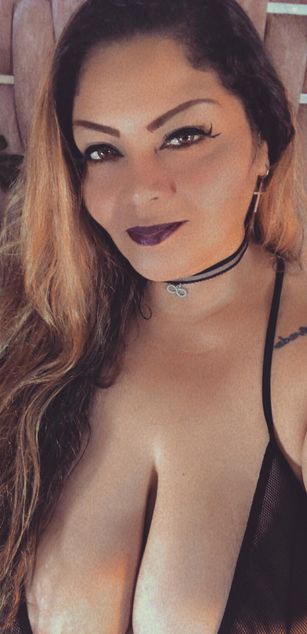 Model - bbwmaturesami BBW