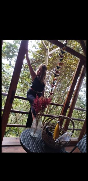 Model - Sara deepthroat