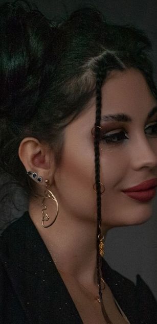 Model - Alina Goddess boobs