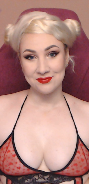 Model - Miss Lexy Gold fetish