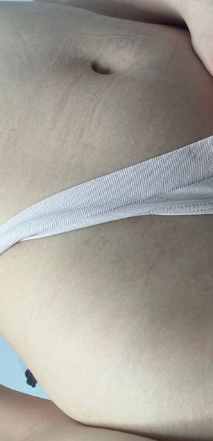 Model - AnyAmaazzy blowjob