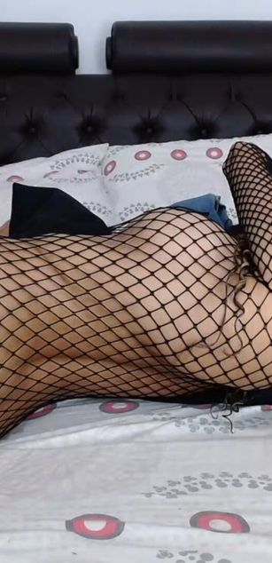 Model - Ana Belen deepthroat