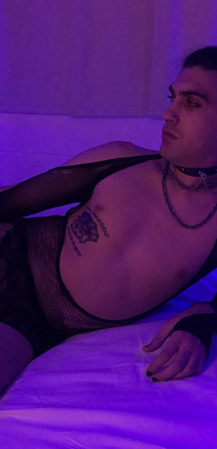 Model - Skinny Softboy blowjob