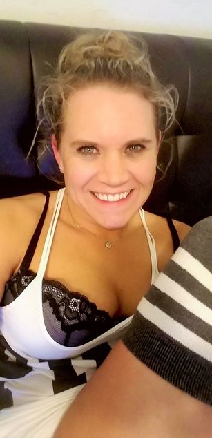 Model - The Hotty Molly roleplay