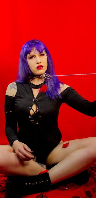 Model - Marie Morgasn fetish