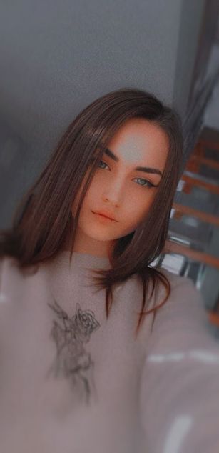 Model - Valerie pussy