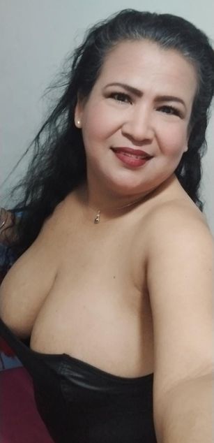 Model - Karladuvaless bigtits