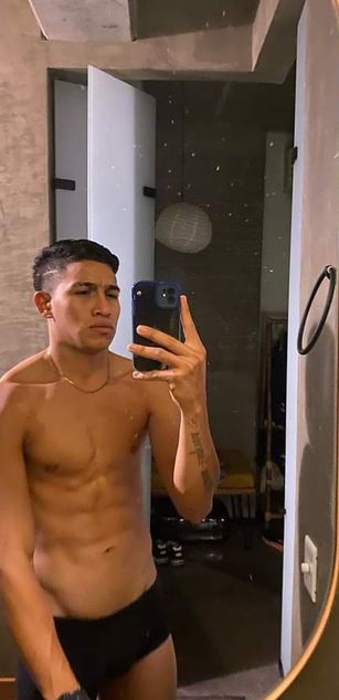 Model - Philip Smith cum