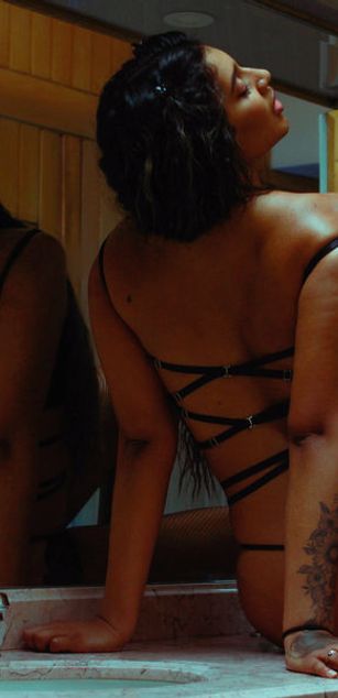 Model - Melissa_Xander blowjob