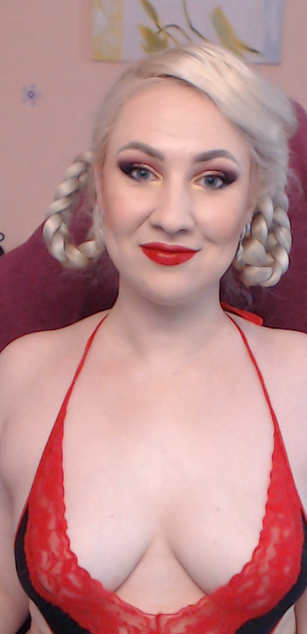 Model - Miss Lexy Gold fetish