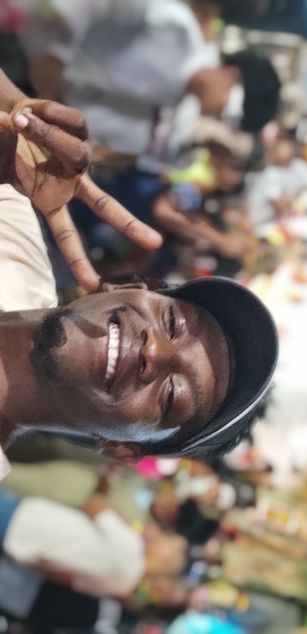 Model - kiliiamp adam dirty