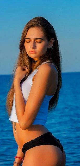 Model - NaomiLisss dp