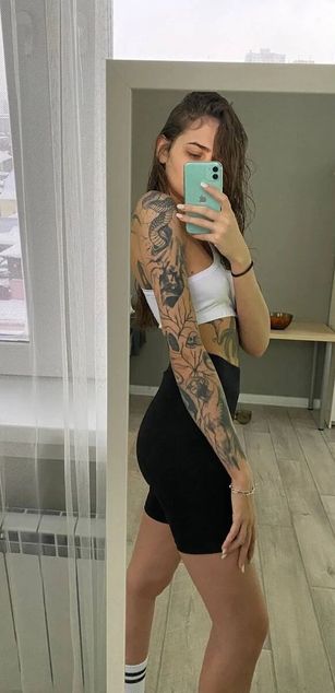 Model - NaomiLisss dp