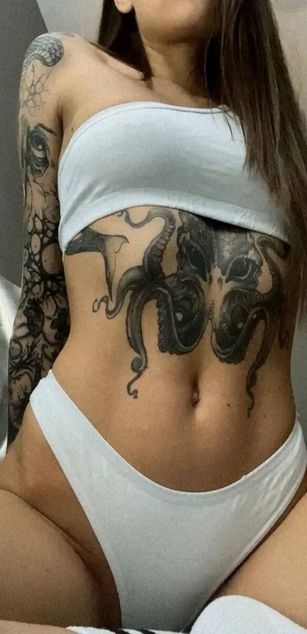 Model - NaomiLisss dp