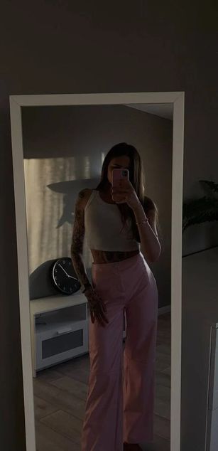 Model - NaomiLisss dp