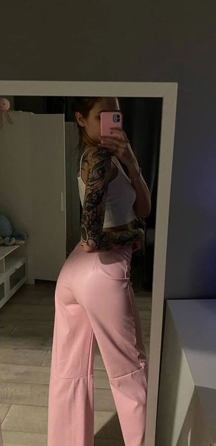 Model - NaomiLisss dp