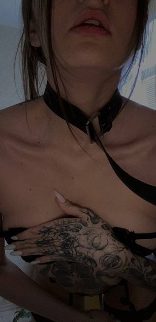 Model - NaomiLisss dp