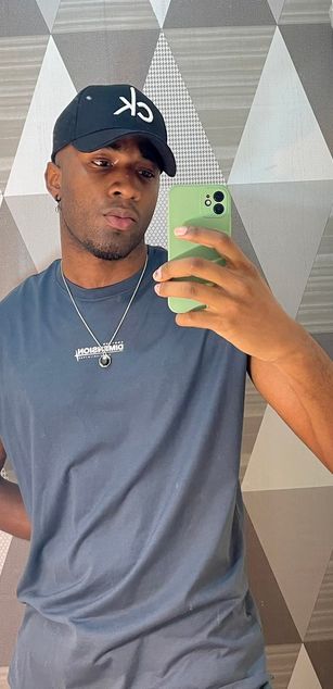 Model - Kenler Jason horny