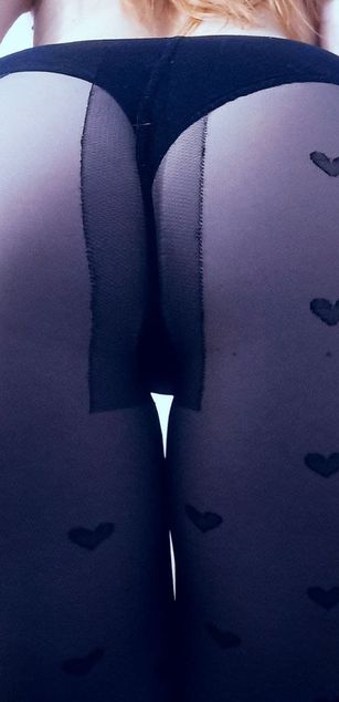 Model - Sonya Rosalian striptease