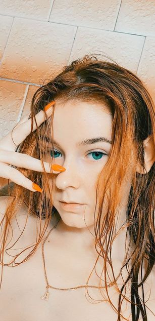 Model - Sonya Rosalian striptease