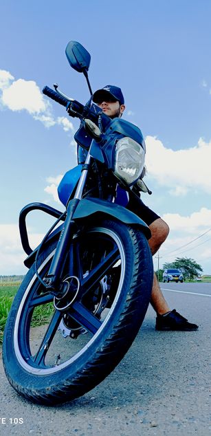 Model - Joel_Salazar bigtits