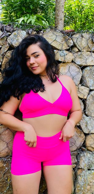 Model - Arianita Stone deepthroat