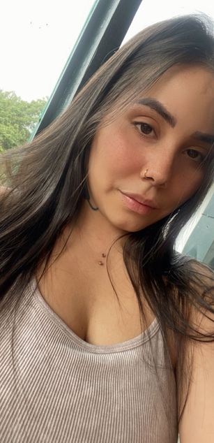 Model - Lilith Rosee deepthroat