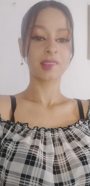 Model - dulceandyors squirt