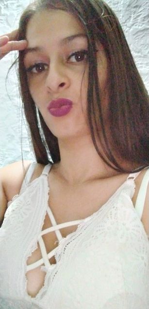 Model - dulceandyors squirt