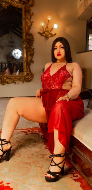 Model - Martina Madisson deepthroat