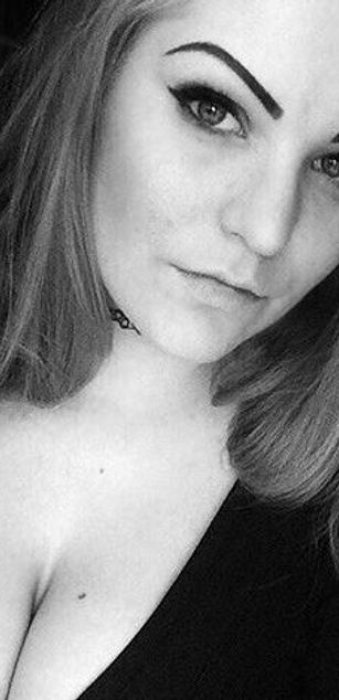 Model - Elena Sports