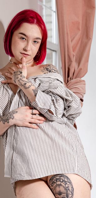 Model - Ada Wong striptease