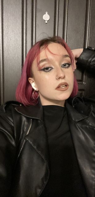 Model - Ada Wong striptease