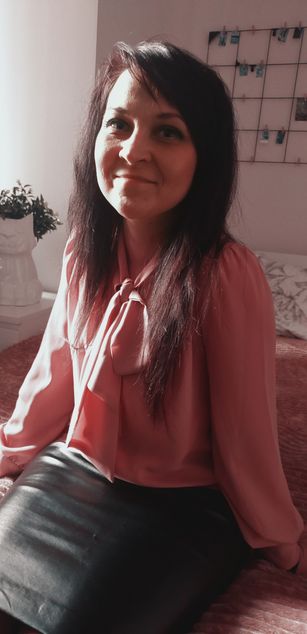 Model - Helga Miller striptease