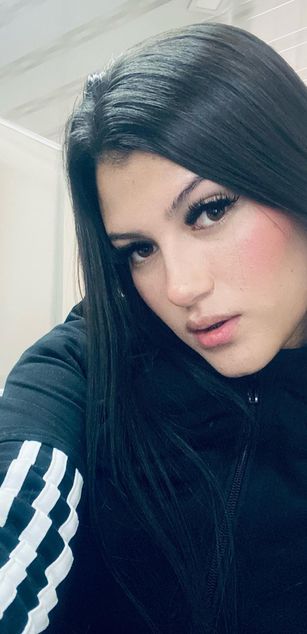 Model - Mara Castillo latina