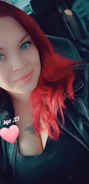 Model - lilbunnie210 kinky