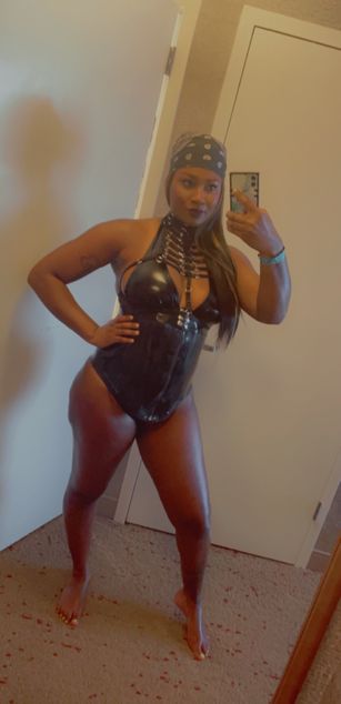 Model - Mistress Melani dominatrix