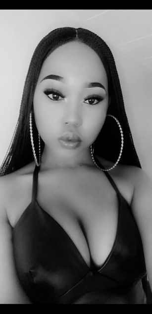 Model - Amber_R- blowjob