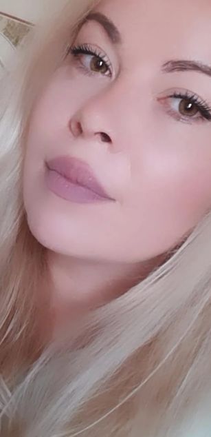 Model - CurvyWhitneyLynn bigtits