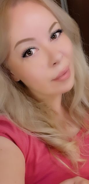 Model - CurvyWhitneyLynn bigtits