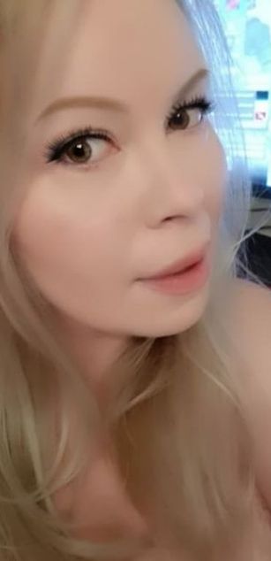 Model - CurvyWhitneyLynn bigtits