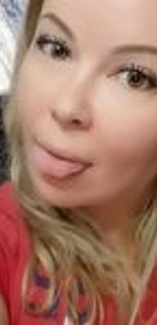 Model - CurvyWhitneyLynn bigtits